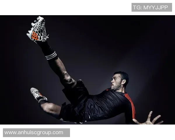 海量足球球星壁纸批发直供支持定制多样材质高清印刷