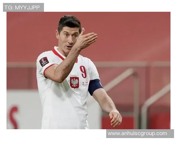 波黑女足球星带领国家队崭露头角,展现非凡实力与风采 波黑女足球星带领国家队崭露头角,展现非凡实力与风采